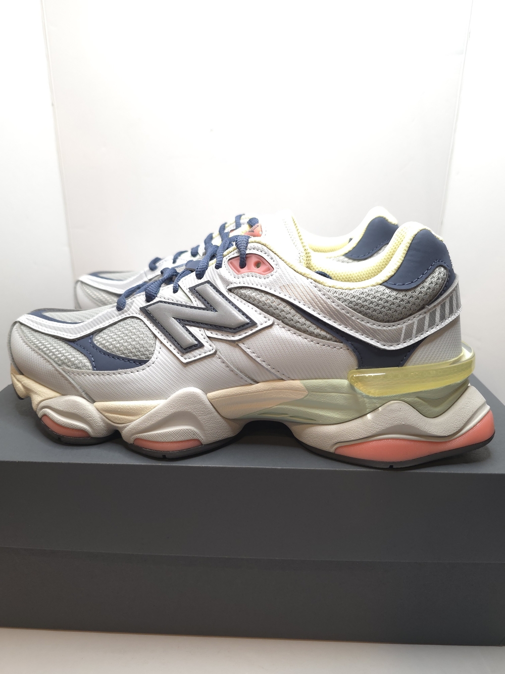 New Balance 9060 Sneakers U9060TMB grey/yellow/navy Size 7.5M/9W